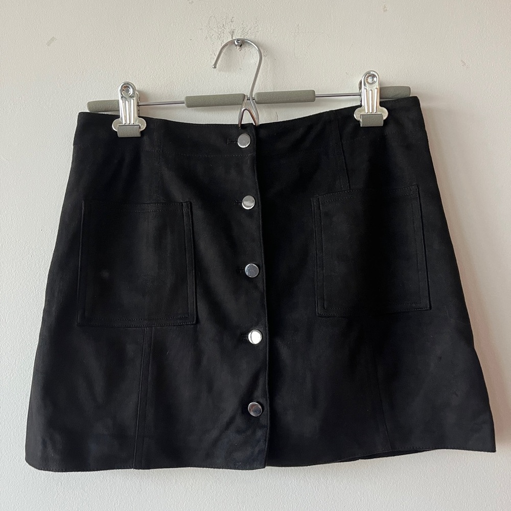 Forever 21 Velvet black button up mini skirt, size medium